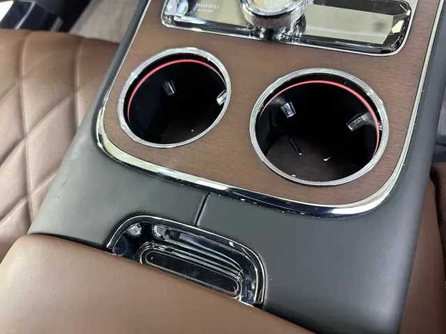 Maextro S800 — Фото автомобиля 9