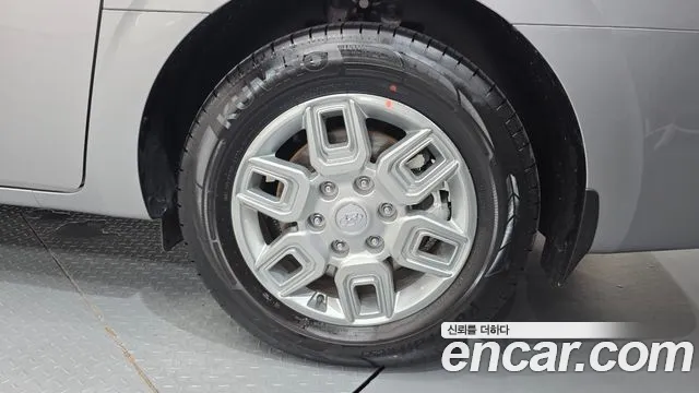 Hyundai Staria Staria Tourer 11 мест — Фото автомобиля 17