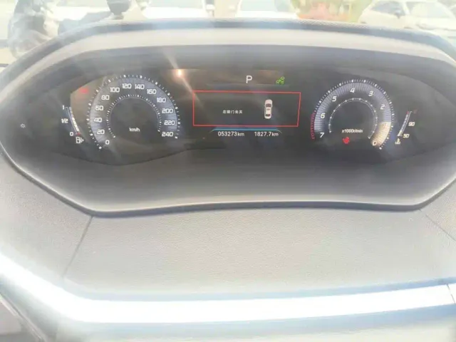 Peugeot 408 — Фото автомобиля 4