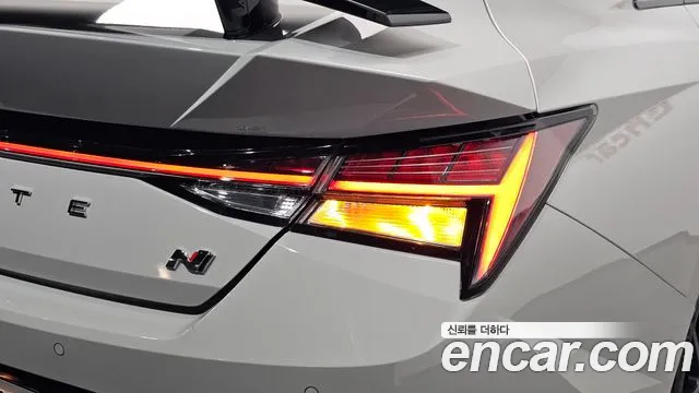 Hyundai AVANTE — Фото автомобиля 23