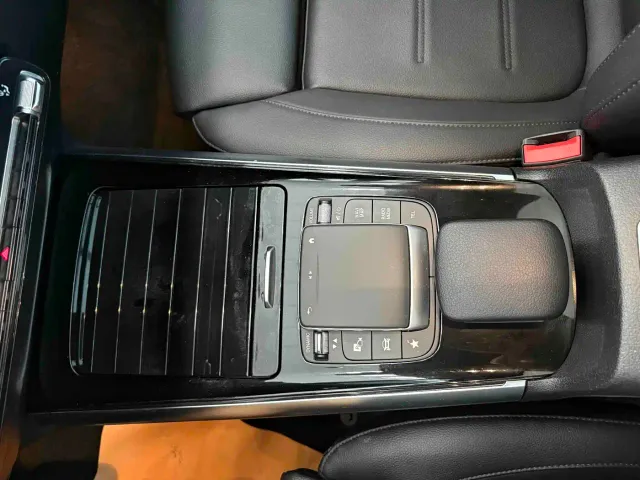 Mercedes-Benz GLA-Class — Фото автомобиля 18