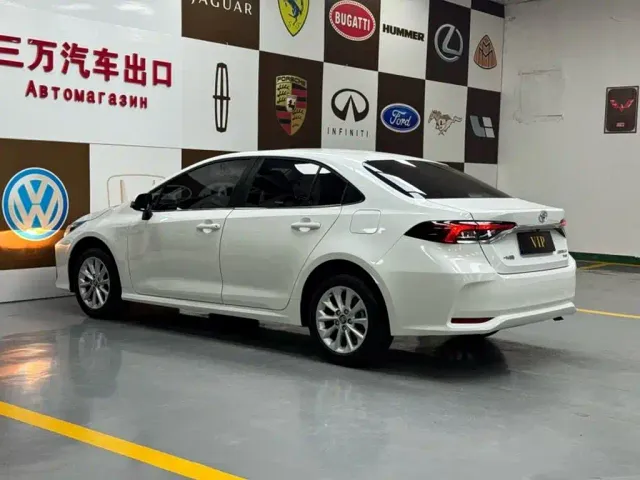 Toyota Corolla — Фото автомобиля 4