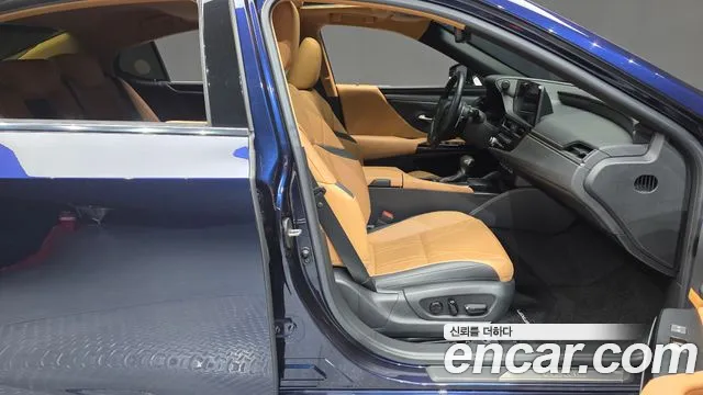 Lexus ES 7th Gen — Фото автомобиля 16