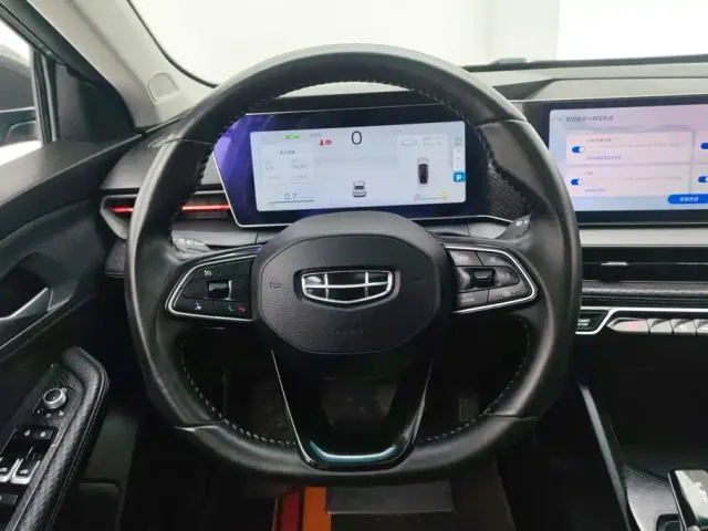 Geely Binrui — Фото автомобиля 15