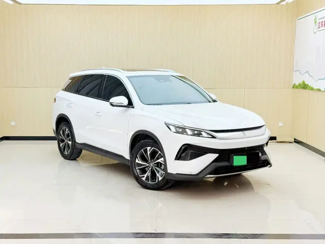 BYD Song Pro — Фото автомобиля 3