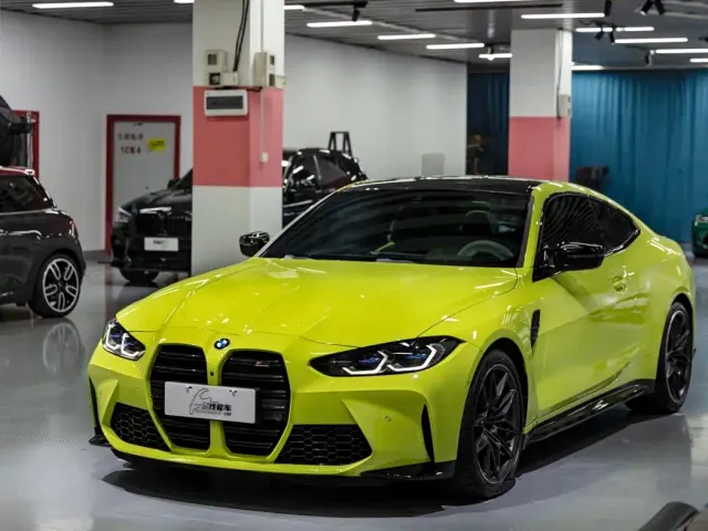 Фотография автомобиля — BMW M4