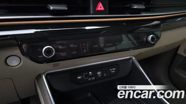 Kia Carnival 4th Gen — Фото автомобиля 25
