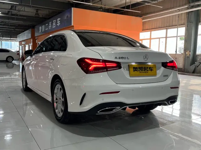 Mercedes-Benz A-Class — Фото автомобиля 4