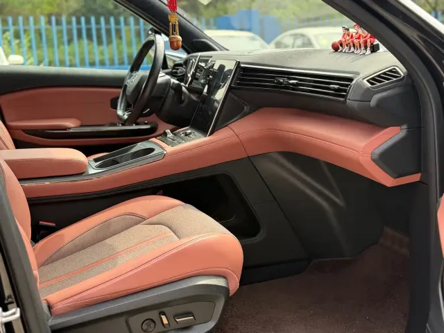 Nio EC6 — Фото автомобиля 9