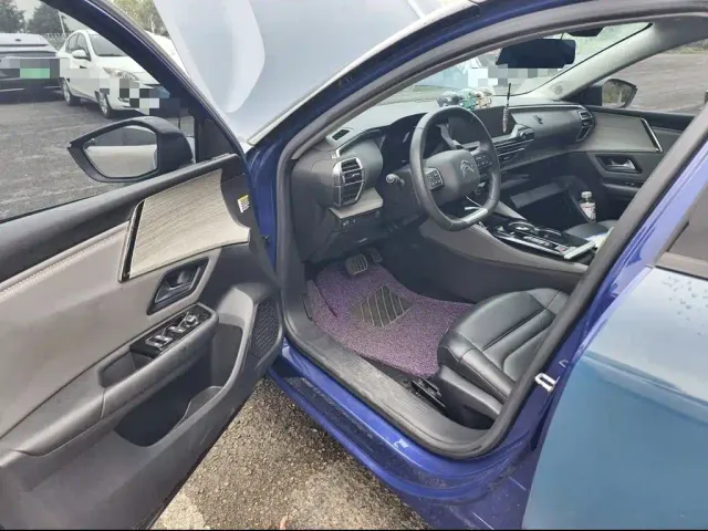 Citroen C5 X — Фото автомобиля 12