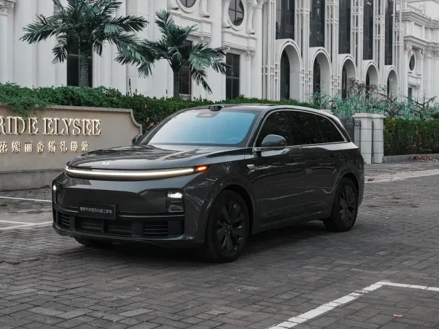 Фотография автомобиля — Li Auto L7