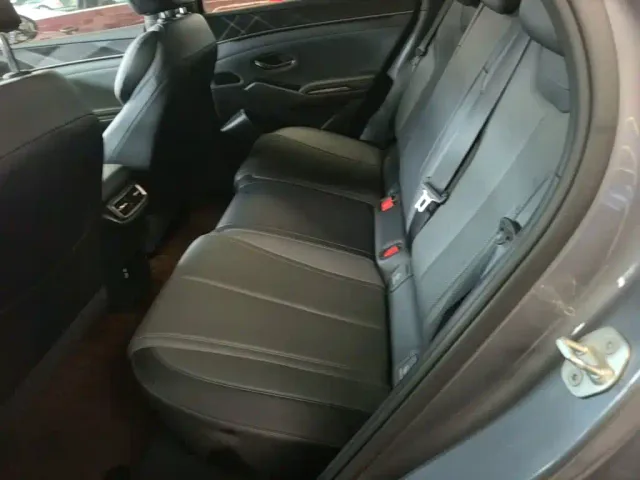 BYD Qin L — Фото автомобиля 16