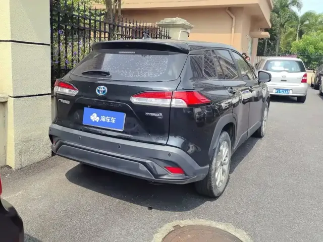Toyota Frontlander — Фото автомобиля 3