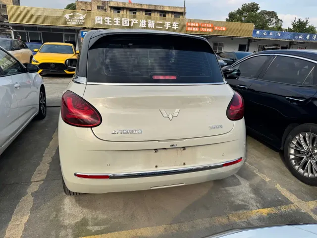 Wuling Bingo — Фото автомобиля 14