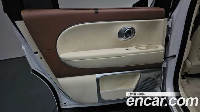 Hyundai Ioniq9 — Фото автомобиля 19