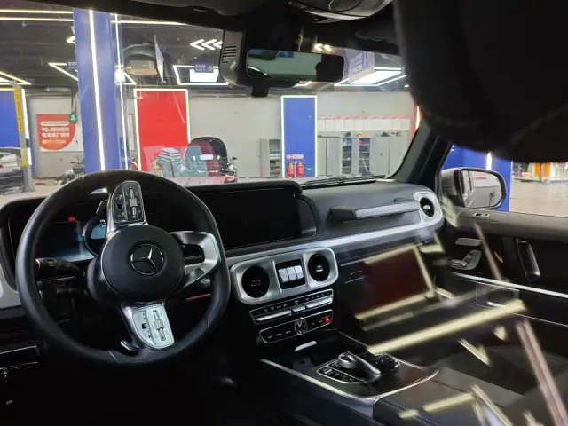 Mercedes-Benz G-Class — Фото автомобиля 3