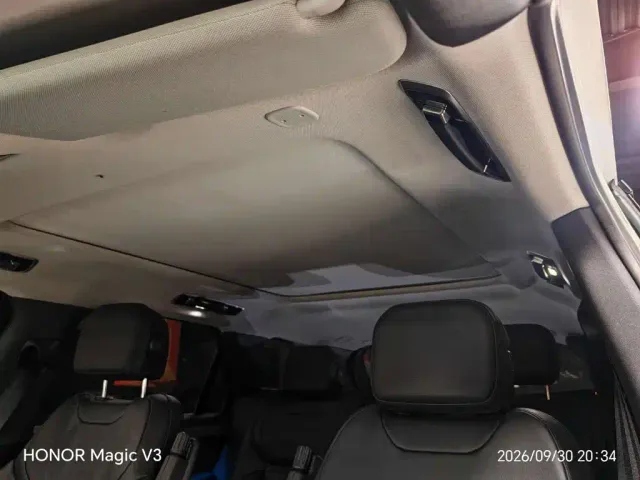 Land Rover Range Rover Sport — Фото автомобиля 6