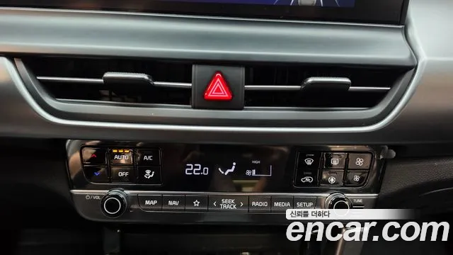 Kia Seltos New — Фото автомобиля 23
