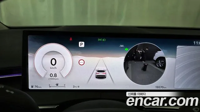 Genesis GV70 2.5T Бензин AWD — Фото автомобиля 8