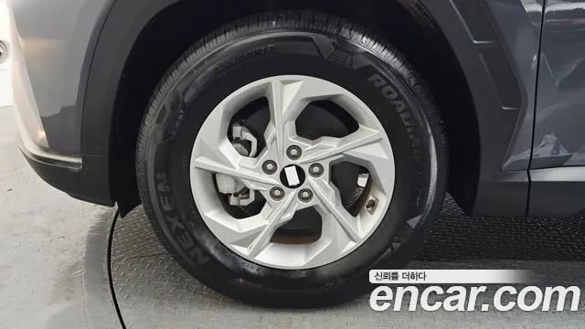Hyundai Tucson Tucson (NX4) Дизель 2.0 2WD — Фото автомобиля 5