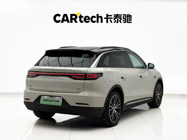 Leapmotor C11 — Фото автомобиля 28