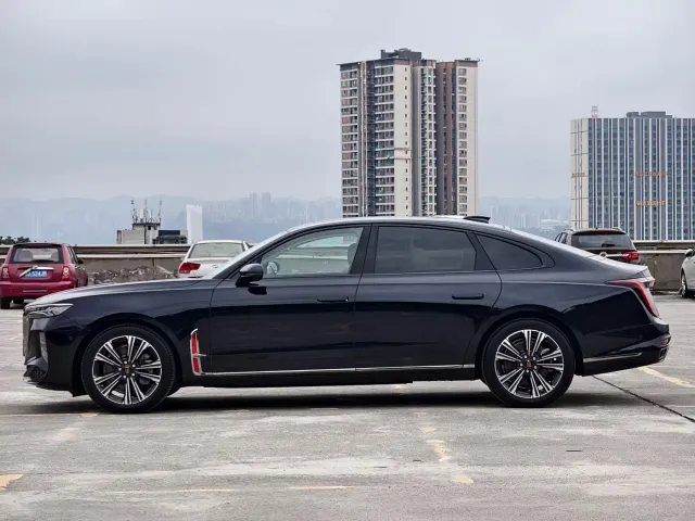 Hongqi Hongqi H9 2024 2.0T Qi Chang Private Fashion Edition — Фото автомобиля 7