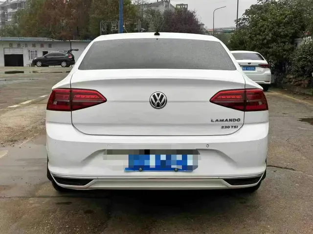 Volkswagen Lamando — Фото автомобиля 8
