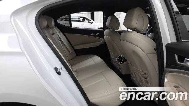 Genesis G70 — Фото автомобиля 18