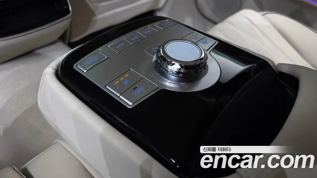 Genesis G80 Бензин 2.5 турбо AWD — Фото автомобиля 27