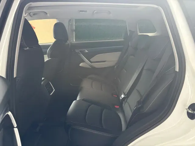 Geely Boyue — Фото автомобиля 6