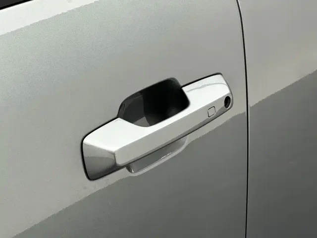 BYD FangChengBao Titanium 7 — Фото автомобиля 12