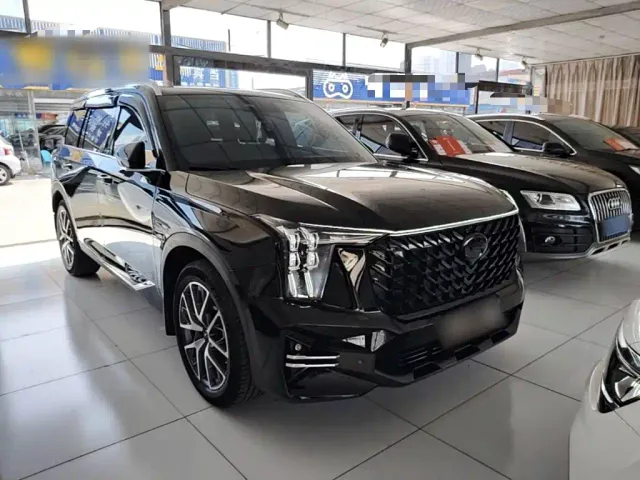 GAC Trumpchi GS8 — Фото автомобиля 21