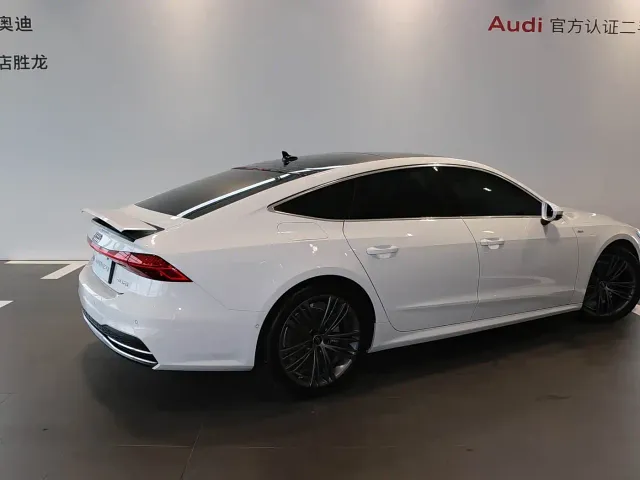 Audi A7 — Фото автомобиля 4