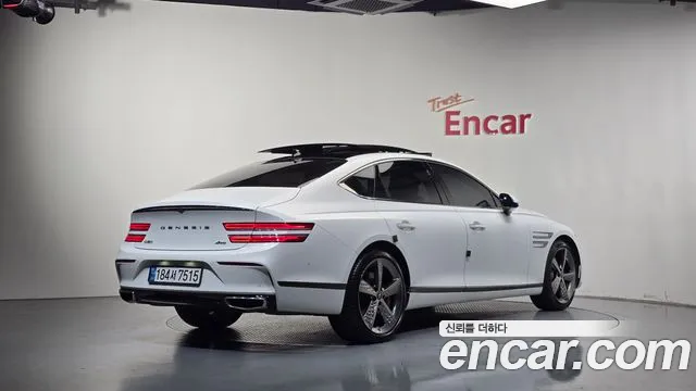 Genesis G80 RG3 — Фото автомобиля 2