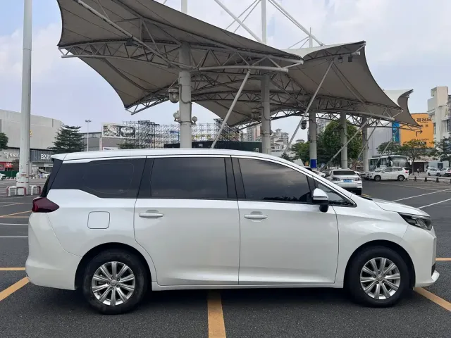 GAC Trumpchi M6 — Фото автомобиля 7