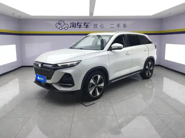 Фотография автомобиля — Changan X7 Plus