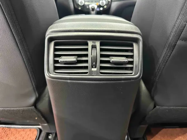 Nissan X-Trail — Фото автомобиля 14