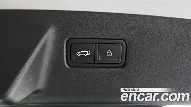Hyundai Santa Fe MX5 — Фото автомобиля 20