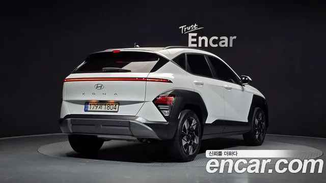 Hyundai Kona SX2 — Фото автомобиля 2