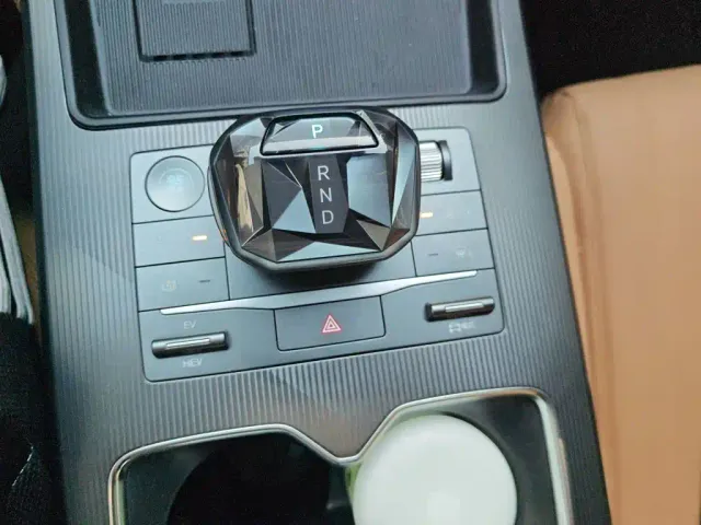 BYD Song L DM-i — Фото автомобиля 10