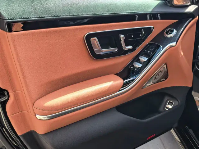 Mercedes-Benz S-Class — Фото автомобиля 15