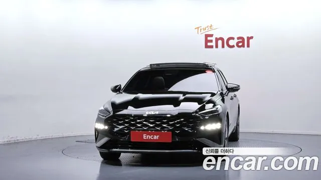 Kia K8 Hybrid — Фото автомобиля 3