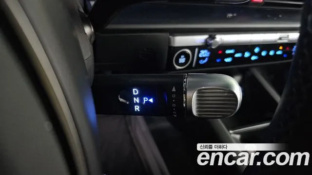 Hyundai Ioniq 6 — Фото автомобиля 9