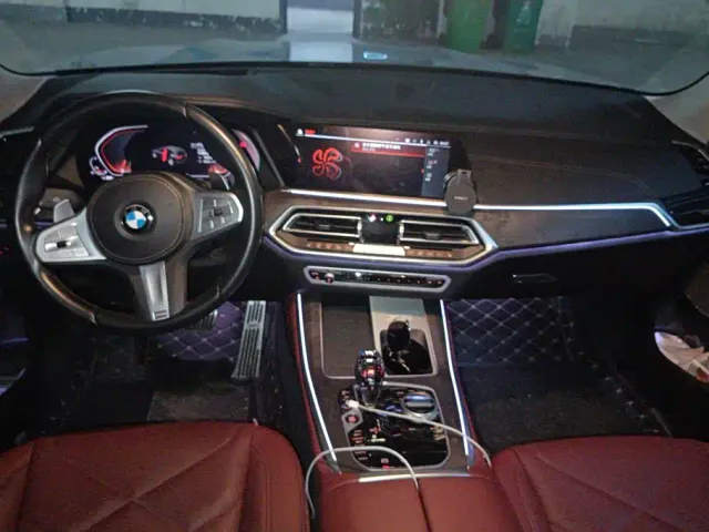 BMW BMW X5 2023 xDrive 30Li M Sport Package — Фото автомобиля 12