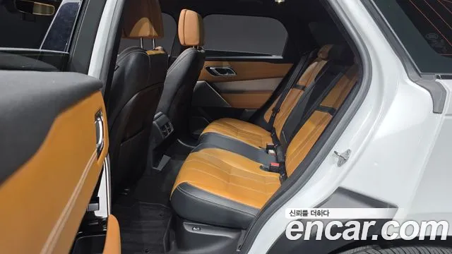 Land Rover Range Rover Velar — Фото автомобиля 12