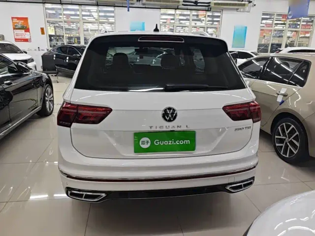 Volkswagen Tiguan L — Фото автомобиля 5