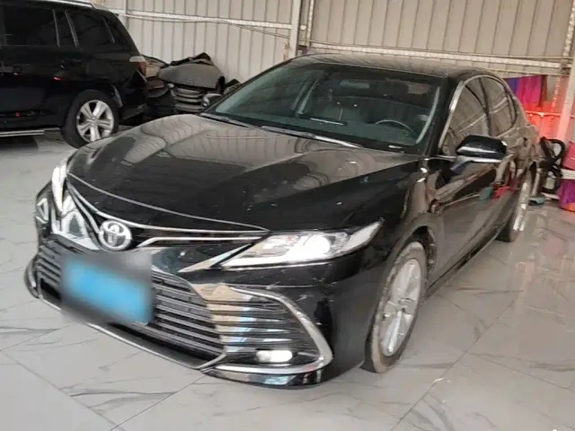 Фотография автомобиля — Toyota Camry