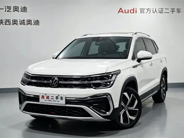 Фотография автомобиля — Volkswagen Tharu