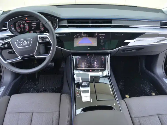 Audi A8 — Фото автомобиля 6