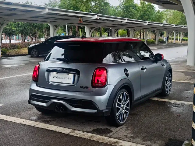 MINI Hatch — Фото автомобиля 6